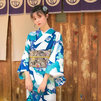 Женское Кимоно-Халат Традиционная Японская Юката Светло-голубого цвета с цветочным принтом, Летнее платье для выступлений, Одежда для косплея